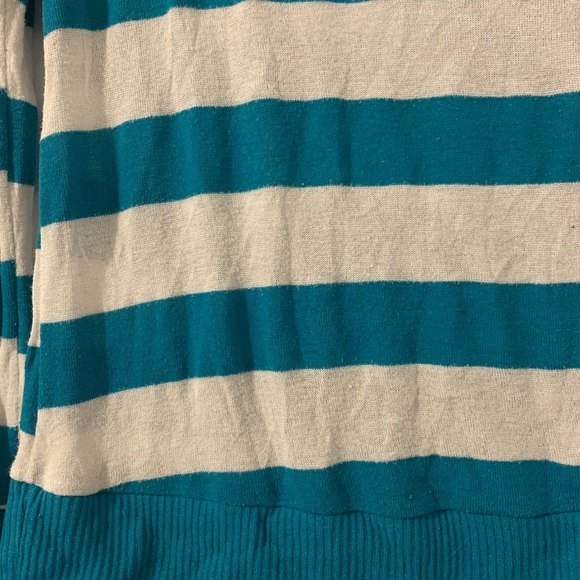 Thin striped sweater - Picture 2 of 2